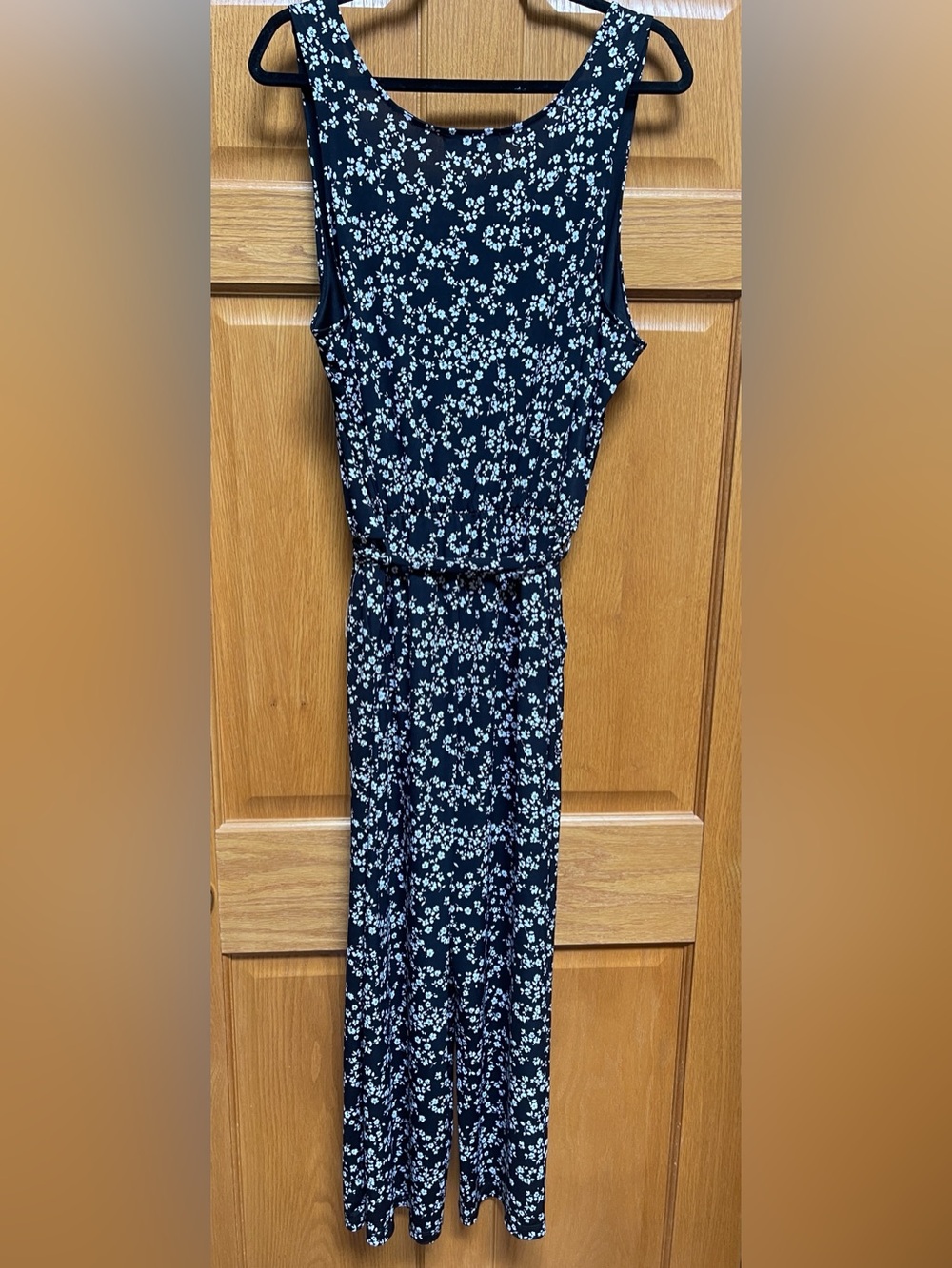 Kaileigh Black Maxi Dress with White Floral Print and Tie Waist